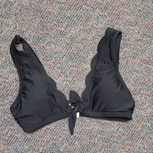 NWT J Crew Black Scalloped Bikini Top